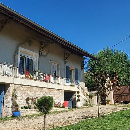 Villa Les Fontaines Laives Exterior foto