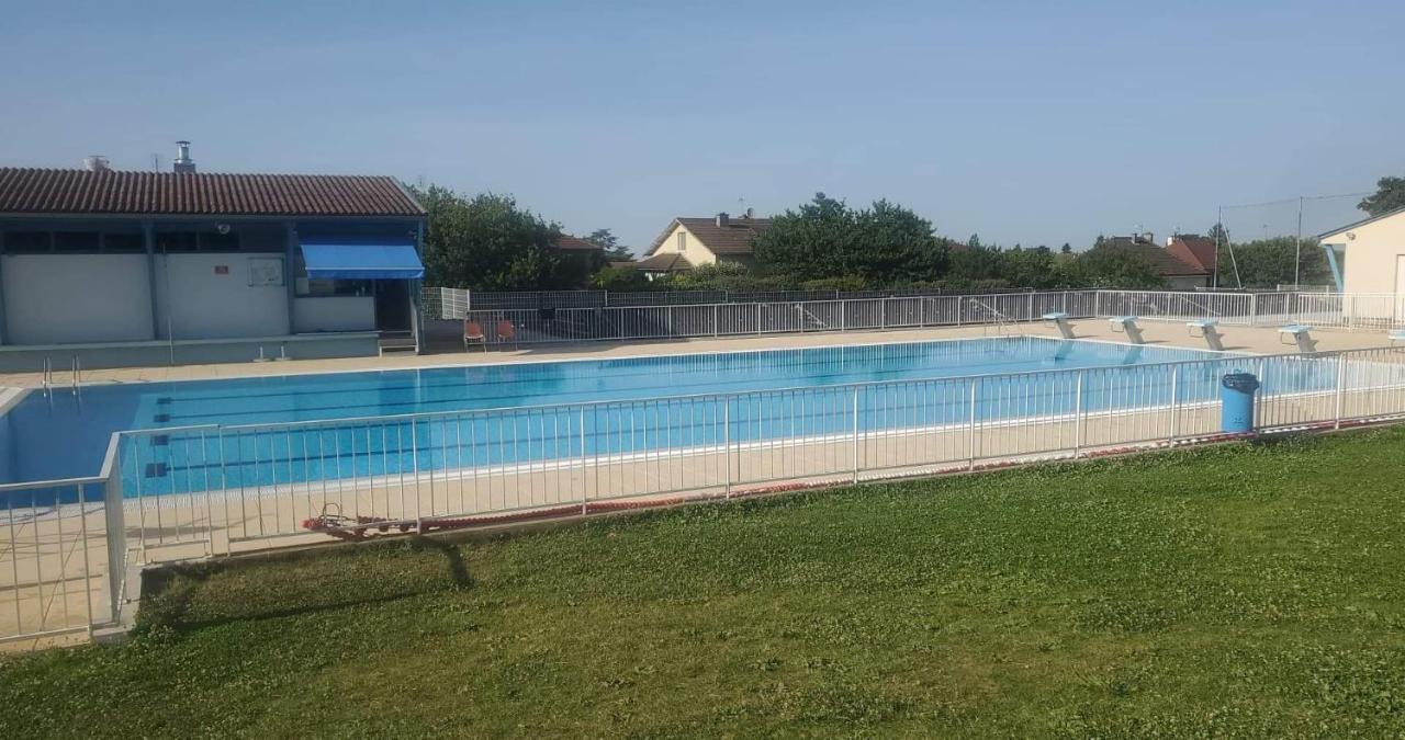 Villa Les Fontaines Laives Exterior foto